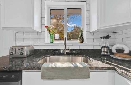 Lynn Haven Casa | 3 Blocks to Bay + Boat Parking + Renovated + 3 Bd