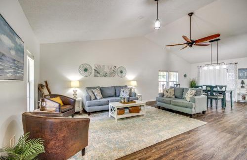 Gulfport Casa | 3 Blocks to Beach Gulfport Family Home