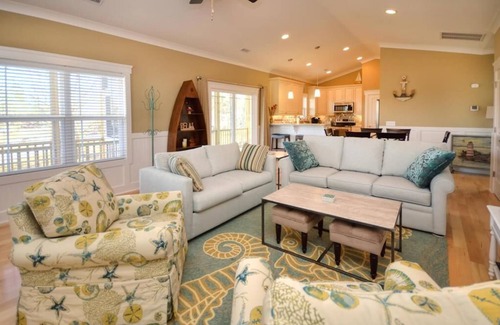 Tranquil Harbour Casa | 3 BR/2.5BA - Pool, Pool Heating (April-October Only), Water Views, Sleeps 8