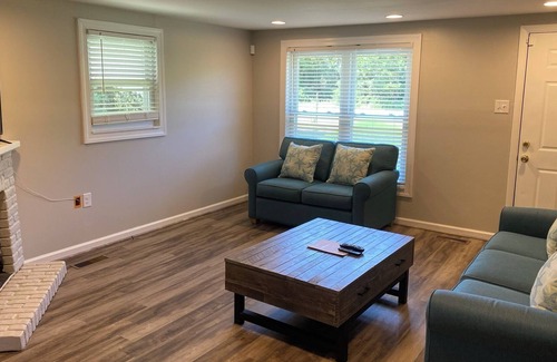 Harbinger Casa | 3 Br/2 Bath Waterfront Vacation Home-Pet Friendly