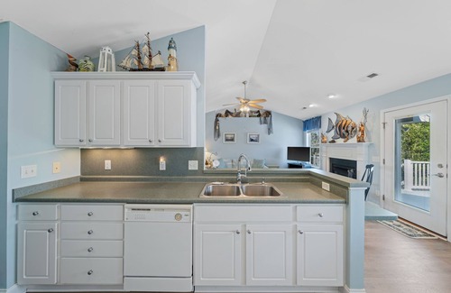 Myrtle Grove Casa | 3 BR, 2 Bath - Wheelchair Accessible Home. Weekly & monthly discounts!