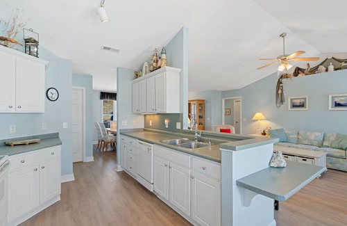 Myrtle Grove Casa | 3 BR, 2 Bath - Wheelchair Accessible Home. Weekly & monthly discounts!