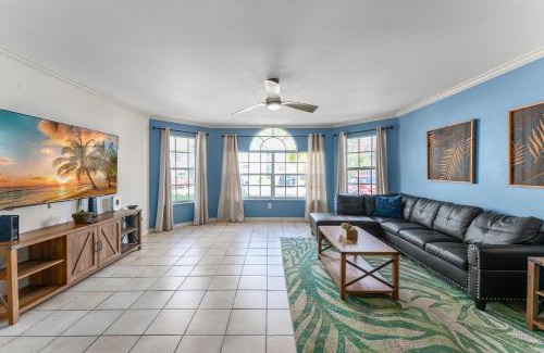Royal Palm Bay Casa | 3-BR Condo Family Retreat Near Disney