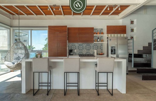 Downtown Puerto Vallarta Apartamento | 3 BR Condo - Private Terrace and Pool - Oceanview