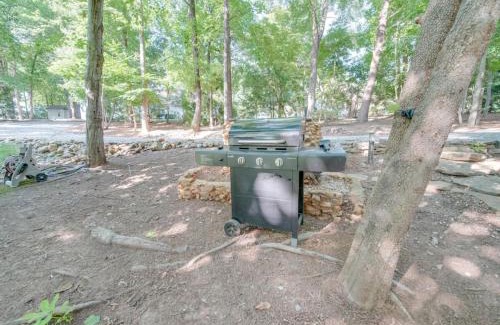 Mayhew Casa | 3 BR Cozy Lakefront Cottage