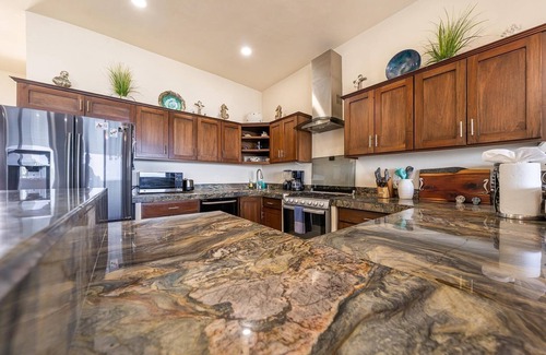 Colonia Meteorologico Casa | 3 BR Ocean Front Home w/ Pool