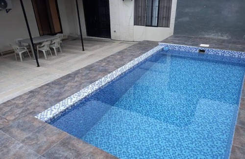 Manta Casa | 3 Br. w/ pool in Great Neigborhood