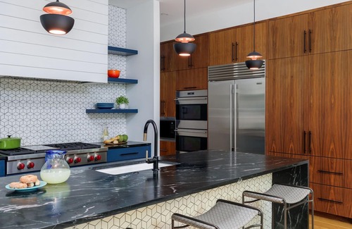 Zilker Casa | 3 BR, Walk In Showers, South Side | Zilker Zen