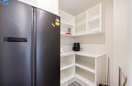 Christchurch City Centre Apartamento | 3 BR with garage - Group Getaways Made Easy in Central CHCH