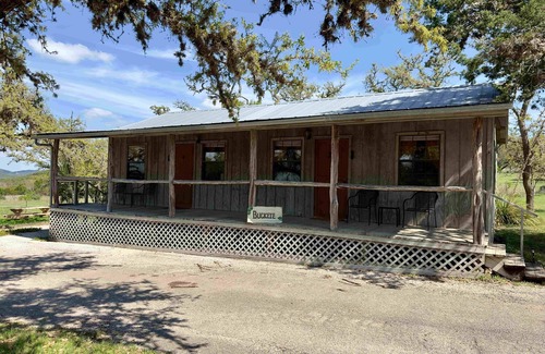 Bandera Cabina | 3 Buckeye, at CRC Ranch Retreat