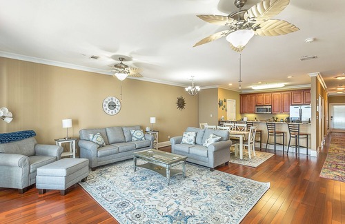 Carrabelle Condominio | 3 Buoys and A Gull! 3BR/3.5BA waterfront condo