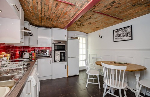 Stoke Bruerne Cabaña | 3 Canalside Cottages