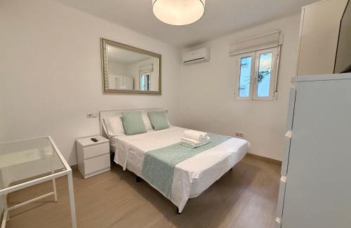 Los Remedios Apartamento | 3 Double Beds - Great Area, Perfect for Families