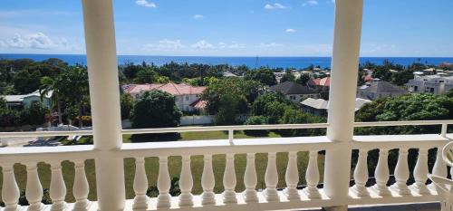 Mullins Casa | #3 Eastry Gardens - Cozy 1BR Studio w Ocean View