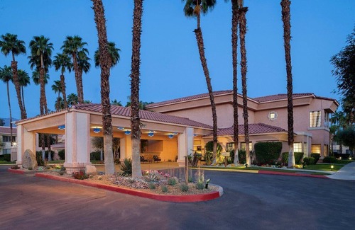 Cathedral City Condominio | 3 Holiday nights! July 1st - 4th 1bdr condo x 4 guests!!