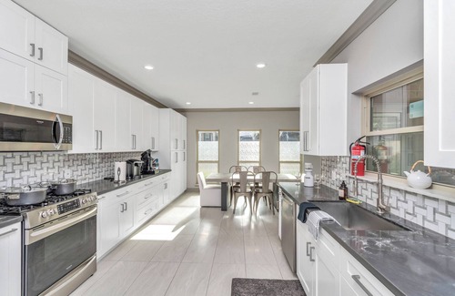 George Bush Park/Eldridge Casa | Designer Home, 30+ Night only ,BP Petroleum 3 Mins