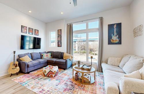 Hadley - Washington Casa | 3 Kings Nashville