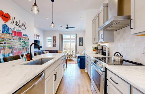 Hadley - Washington Casa | 3 Kings Nashville