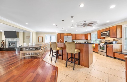 Socastee Casa | 3 Level Home on Waterway w/ Heated Pool & Hot tub