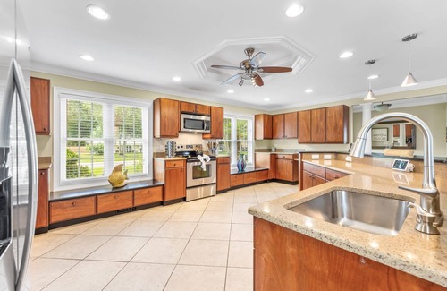Socastee Casa | 3 Level Home on Waterway w/ Heated Pool & Hot tub
