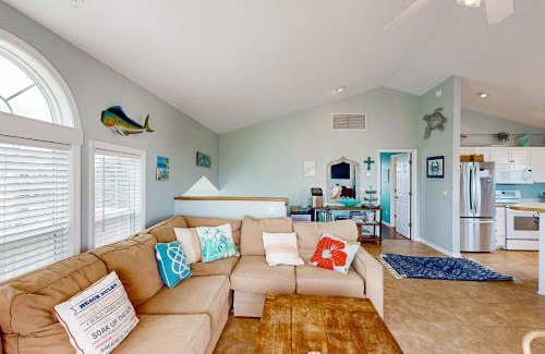 Hatteras Casa | 3 Little Birds #14-H