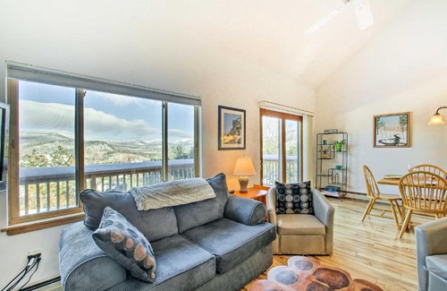 Carroll County Apartamento | 3 Mi to Attitash Resort Condo with Mtn Views!