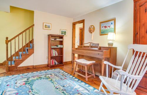 Cotuit Casa | 3 Mi to Beaches and Golfing Family Gem in Cotuit