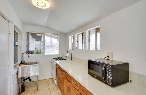 Northwest San Pedro Apartamento | 3 Mi to Beaches: Low-Key San Pedro Rental!
