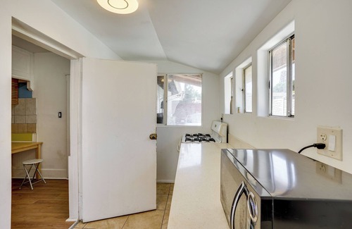 Northwest San Pedro Apartamento | 3 Mi to Beaches: Low-Key San Pedro Rental!