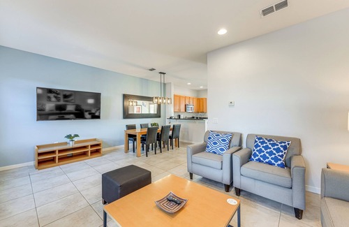 Kissimmee Casa | 3 Mi to Disney: Retreat w/Hot Tub & Resort Perks!