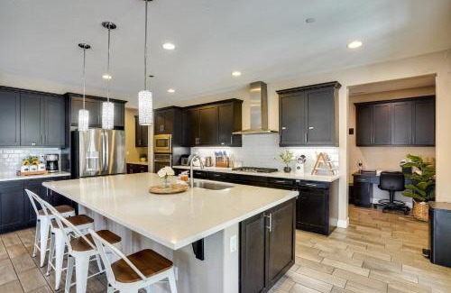 Southwest Anaheim Casa | 3 Mi to Disneyland Home with Hot Tub and Game Room