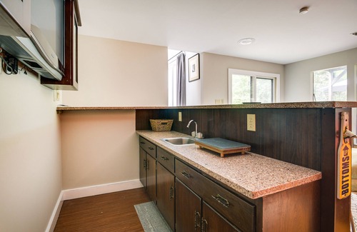 Eden Casa | 3 Mi to Downtown: Inviting Lancaster Home!