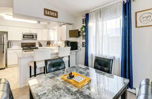 Spenard Apartamento | 3 Mi to Dtwn: Apt w/ Shared Sauna in Anchorage