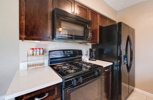 Denton Casa | 3 Mi to Dtwn Denton: Getaway w/ Furnished Patio!