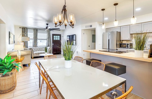 Mesa Cabaña | 3 Mi to Dtwn Mesa: Home w/ Fenced Backyard!