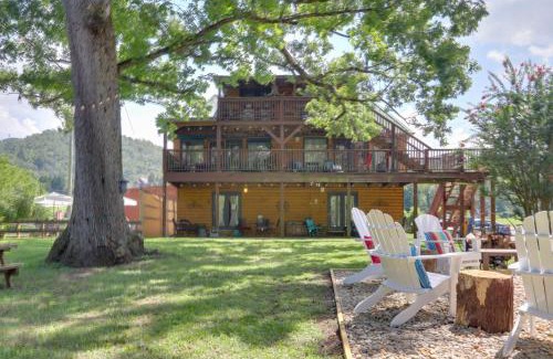Townsend Apartamento | 3 Mi to Great Smoky Mtn NP Riverfront Retreat