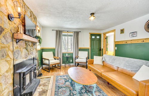 Stokes Casa | 3 Mi to Hanging Rock State Park Outdoor Haven!