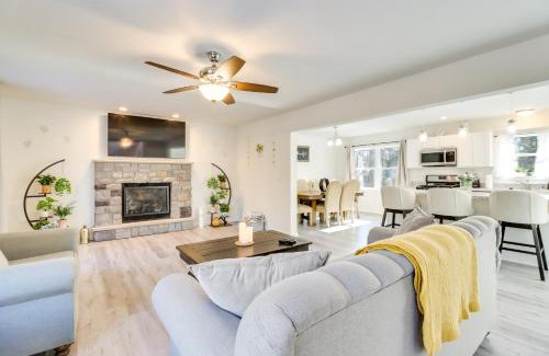 Pocono Summit Casa | 3 Mi to Kalahari Pocono Summit Home with Pool Table