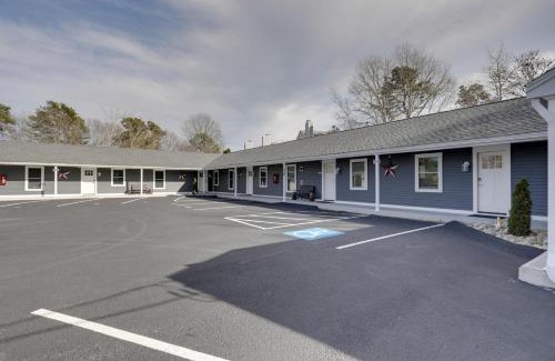Wareham Apartamento | 3 Mi to Onset Beach Sleek Apartment in Wareham