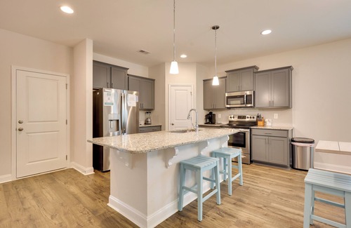 Ocean Isle Beach Casa | 3 Mi to Sand & Surf: Ocean Isle Beach Retreat!