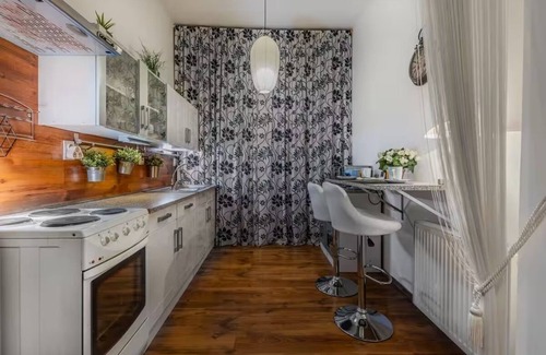 Stare Mesto Apartamento | 3 min from the main Railway station