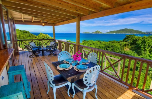 East End Villa | Surfside Gardens - espectacular vista al mar, a pasos de las olas