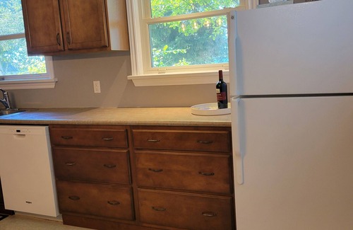 Kincardine Casa | 3 Min walk to the beach and town, 3 Bed, 2 Bath house!