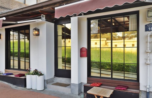 Gwanghui-dong Casa | 3 minutes to subways and buses. Modern hanok for a family or friends!