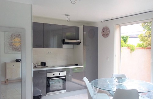 Saint-Cyr-sur-Mer Apartamento | 3 minutes walk from the sandy beach ... Ideally located, Garden, quiet, Parking