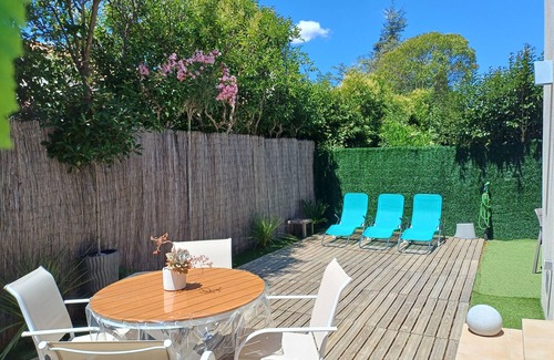 Saint-Cyr-sur-Mer Apartamento | 3 minutes walk from the sandy beach ... Ideally located, Garden, quiet, Parking