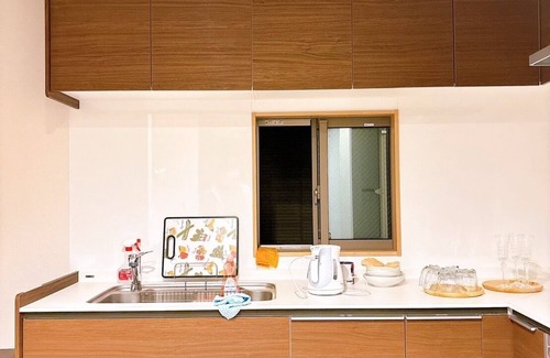 Kita Casa | 3 minutes walk from Kita-Akabane Station, 10 minutes to Ikebukuro and 12 minutes to Shinjuku by train.