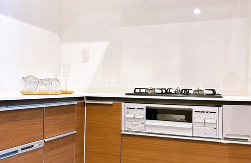 Kita Casa | 3 minutes walk from Kita-Akabane Station, 10 minutes to Ikebukuro and 12 minutes to Shinjuku by train.