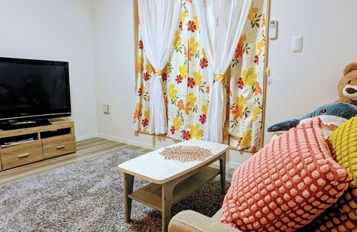 Kita Casa | 3 minutes walk from Kita-Akabane Station, 10 minutes to Ikebukuro and 12 minutes to Shinjuku by train.