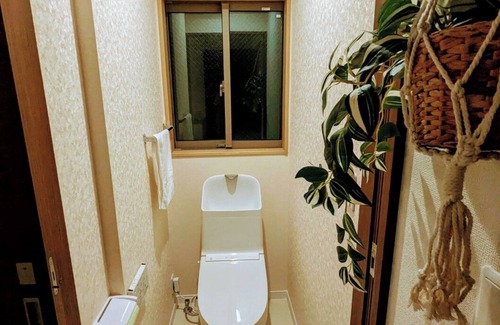 Kita Casa | 3 minutes walk from Kita-Akabane Station, 10 minutes to Ikebukuro and 12 minutes to Shinjuku by train.